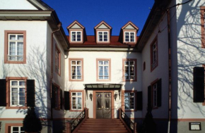 Гостиница Herrenhaus von Löw  Бад-Наухайм